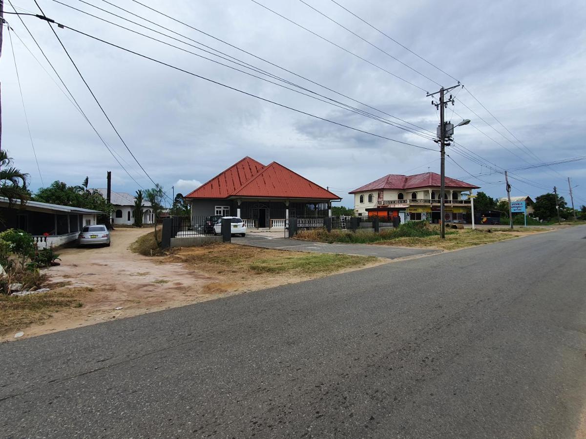 Chander'S Villa Paramaribo Ngoại thất bức ảnh